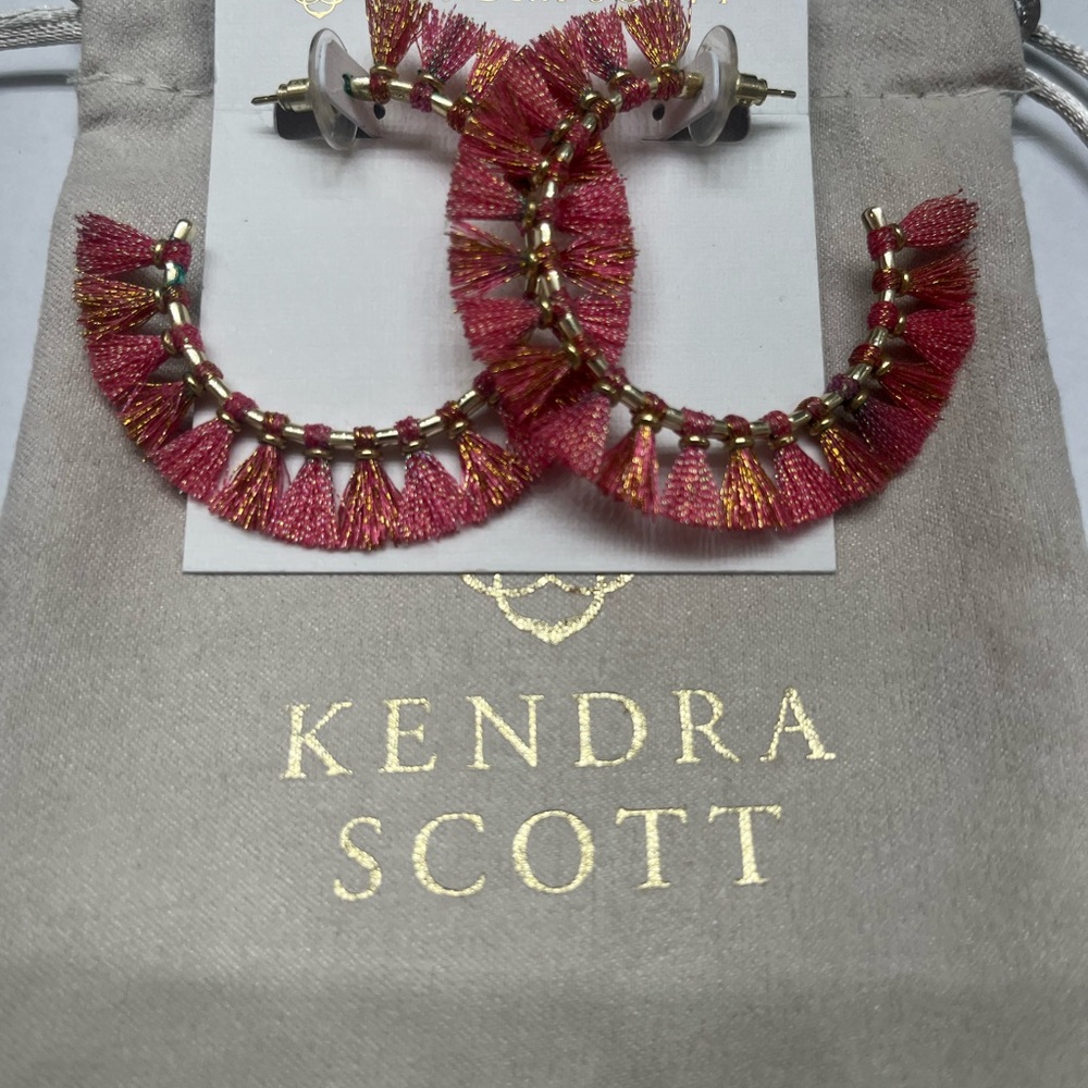 Kendra Scott Eve Pink and Gold Fringe Hoop earrings